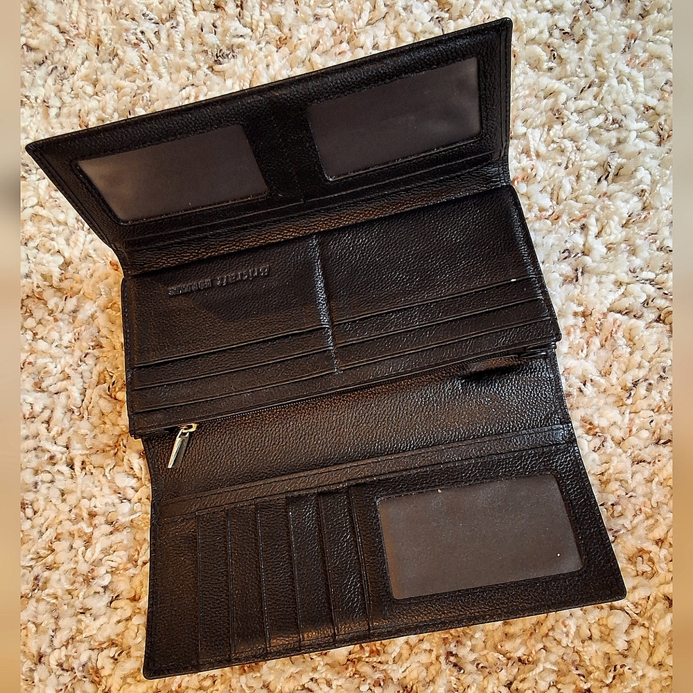💥SALE💥BriCraft, Black Wallet Cluch Purse - Picture 2 of 6